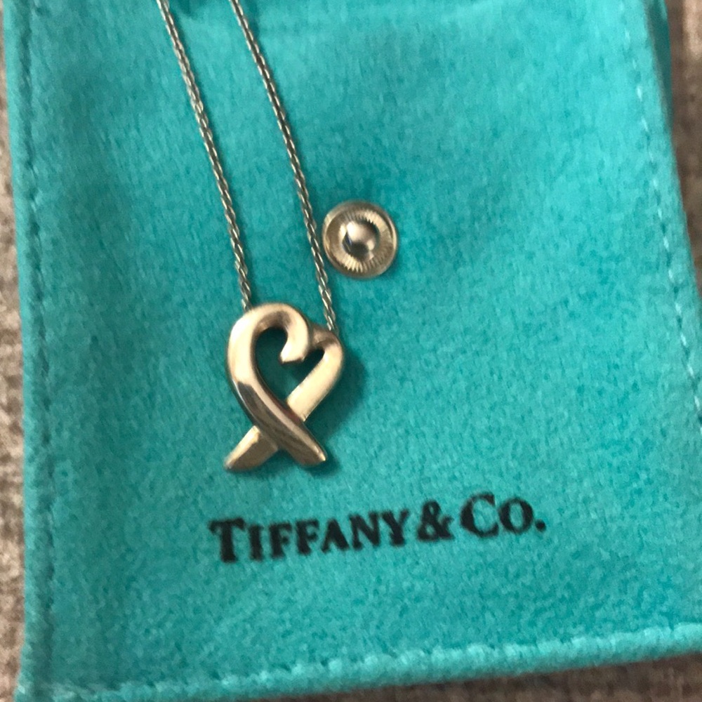 Retired Paloma Picasso heart Tiffany necklace